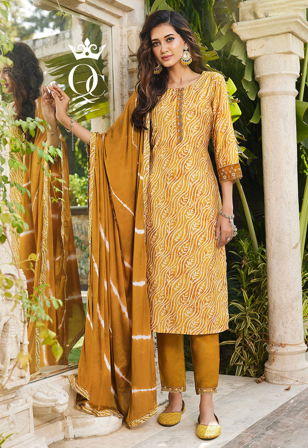 Radiant-Elegance-Modal-Chanderi-Embroidered-Kurtha-Set-(7)