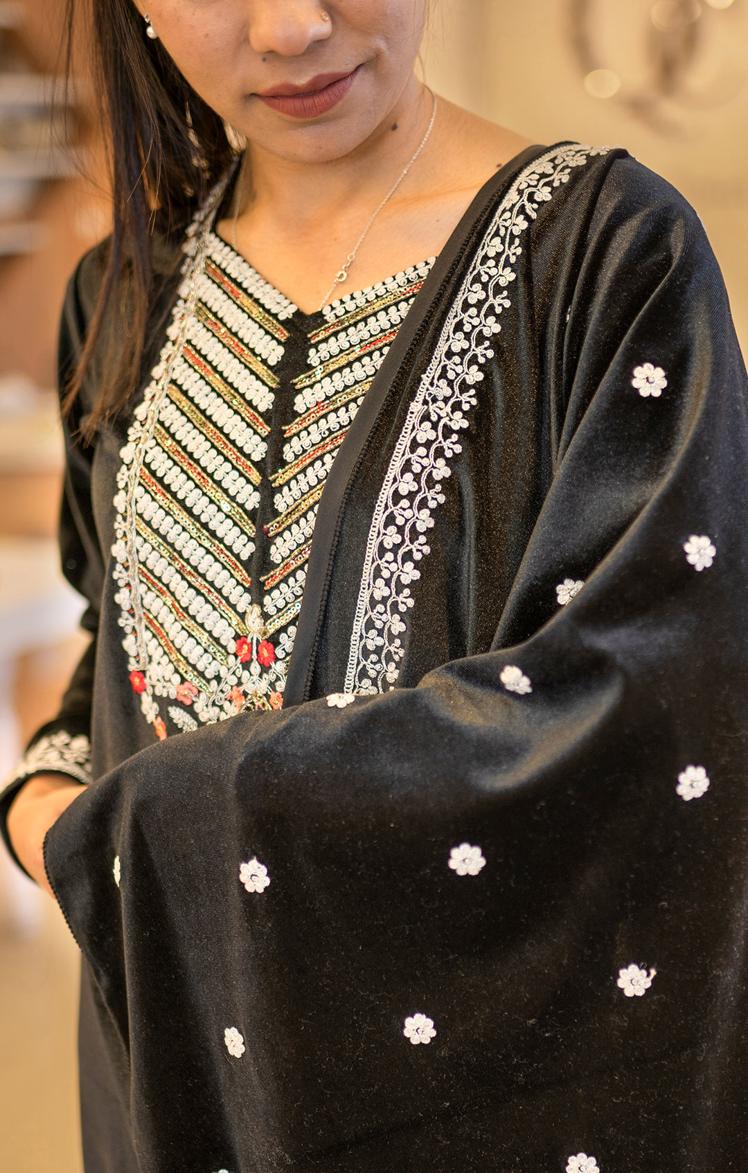 Velvet Elegance Machine and Hand Worked Neckline Velvet Top with Straight Pant, Machine Work Lace, and Coordinated Machine Worked Dupatta (2)