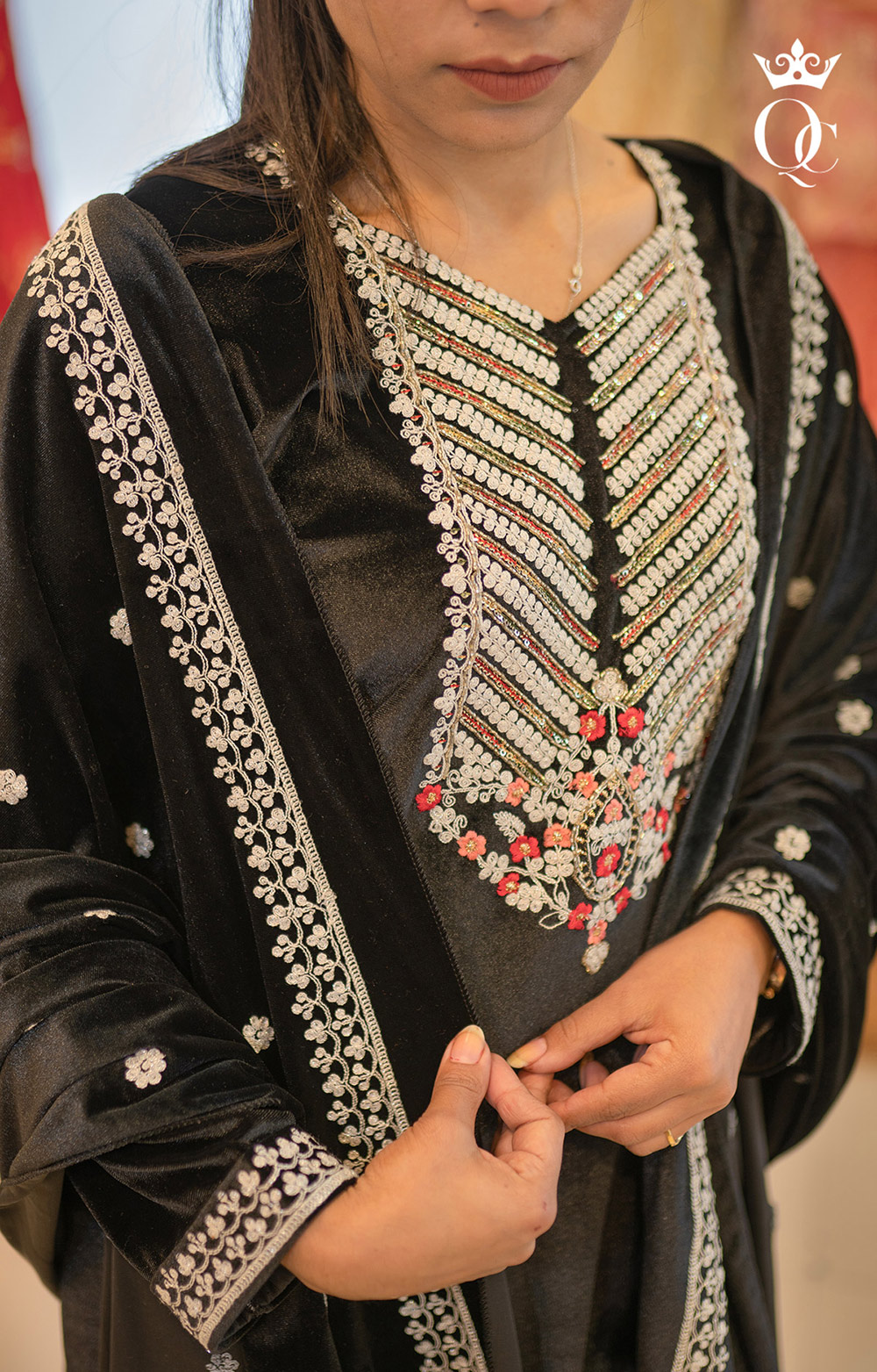 Velvet Elegance Machine and Hand Worked Neckline Velvet Top with Straight Pant, Machine Work Lace, and Coordinated Machine Worked Dupatta (3)