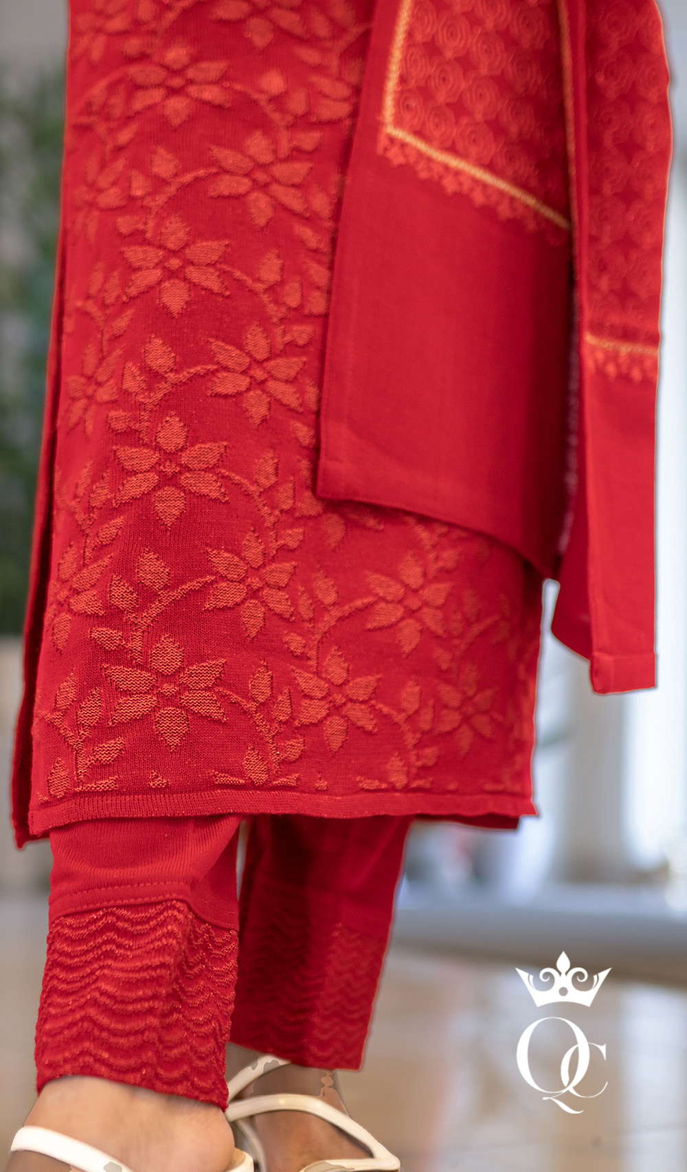 Heavy Thread Worked Woolen Kurtha Set with Pant Featuring Pocket and Lace, and Thread Worked Design Dupatta